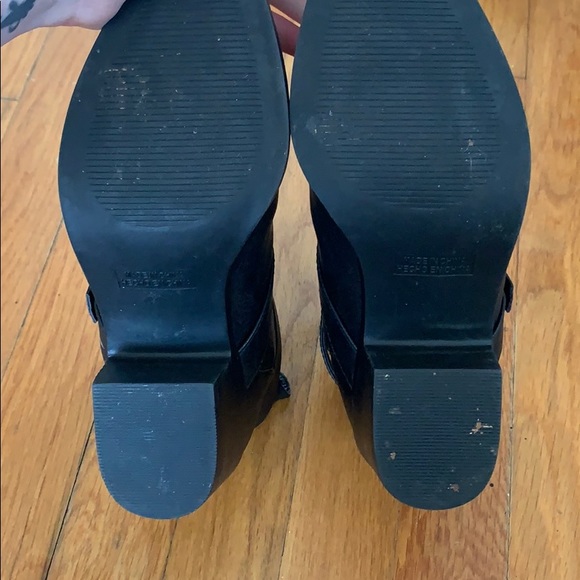 Forever 21 cutout buckle ankle bootie - Picture 2 of 4